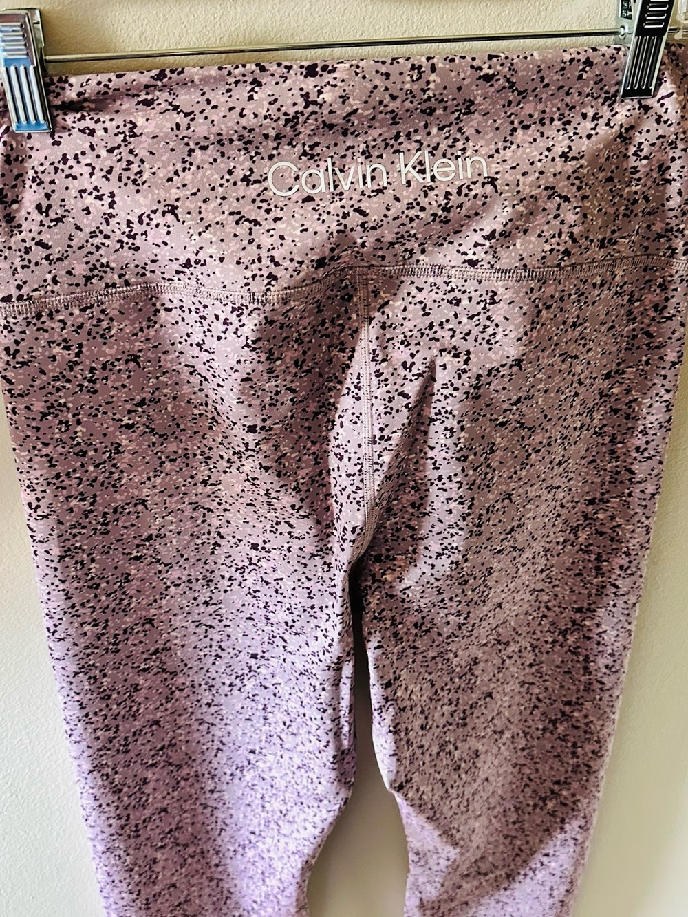Calvin Klein High-Waist Pink Speckled Performance Leggings NWT - Picture 2 of 4